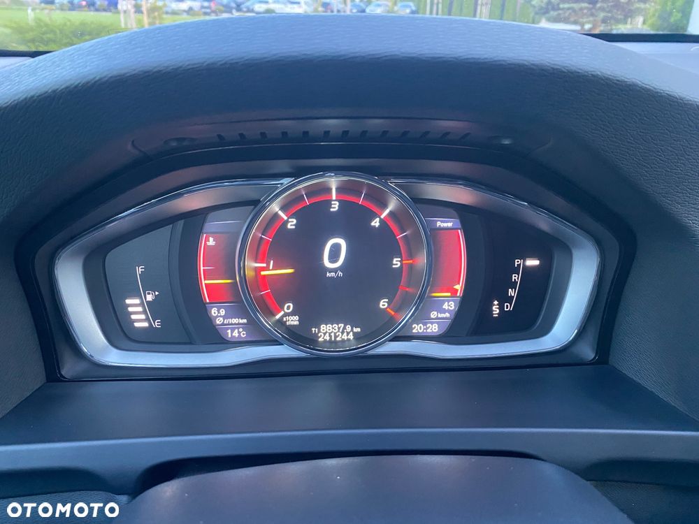 Volvo V60 D3 Drive-E Summum - 32