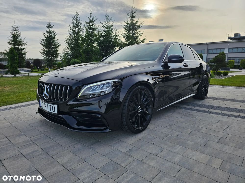 Mercedes-Benz Klasa C 63 AMG 9G - 7
