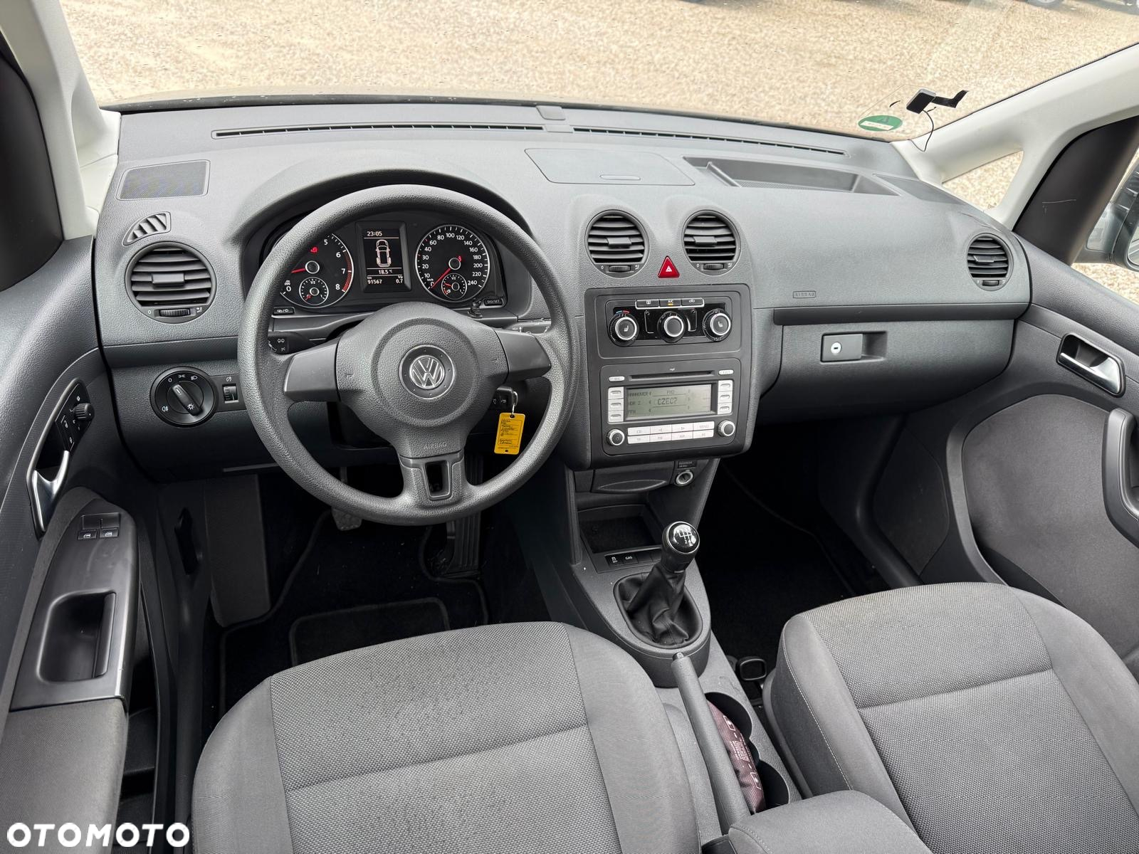 Volkswagen Caddy - 17