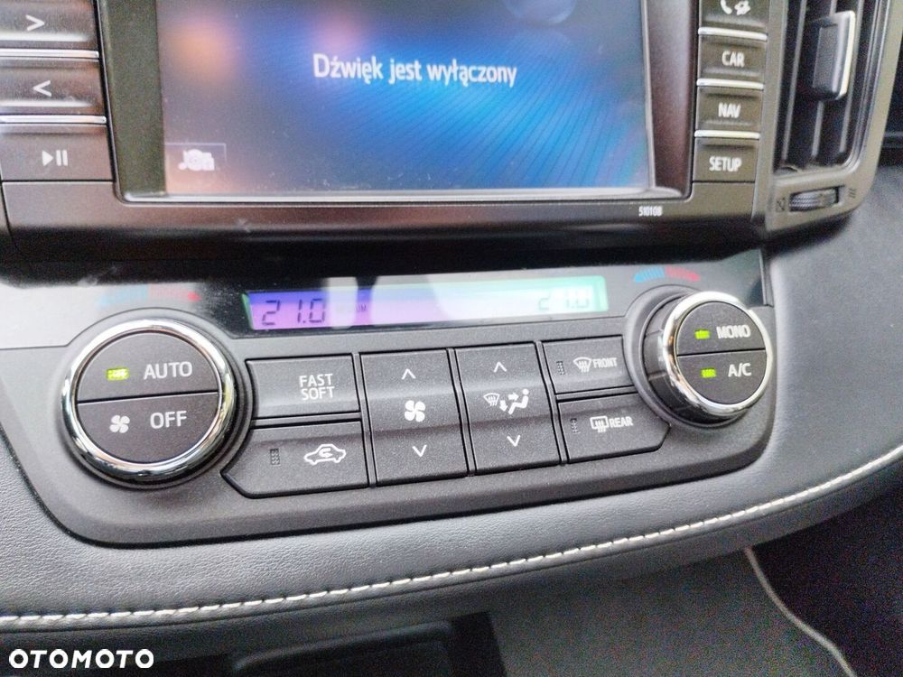 Toyota RAV4 Hybrid Premium 4x4 - 17