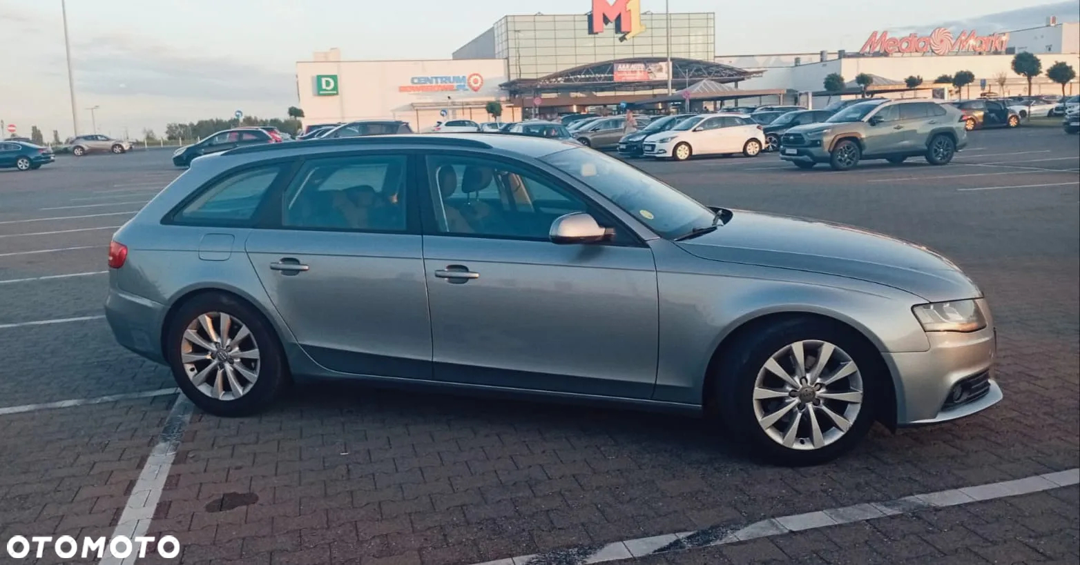 Audi A4 - 4