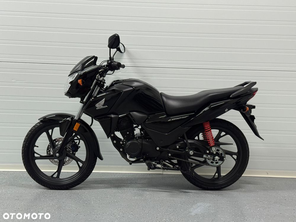 Honda CBF - 17