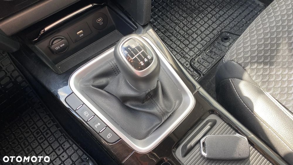 Kia XCeed 1.5 T-GDI Business Line - 15
