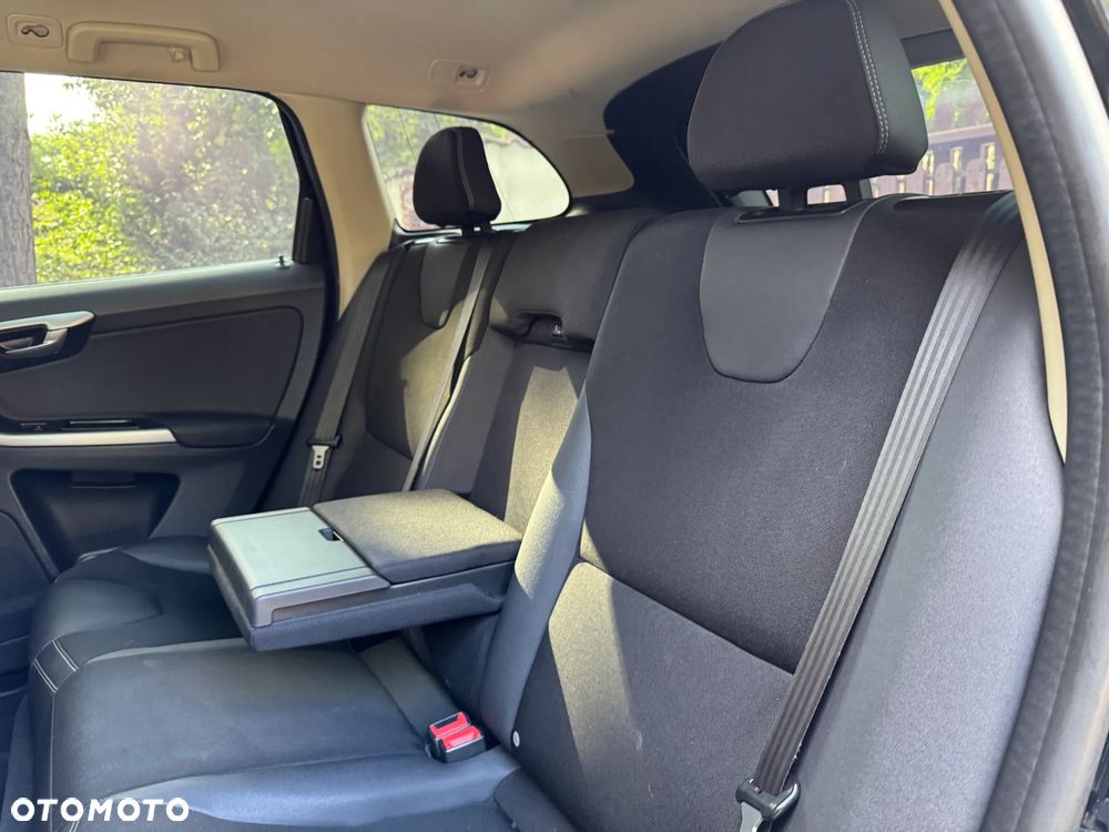 Volvo XC 60 - 18