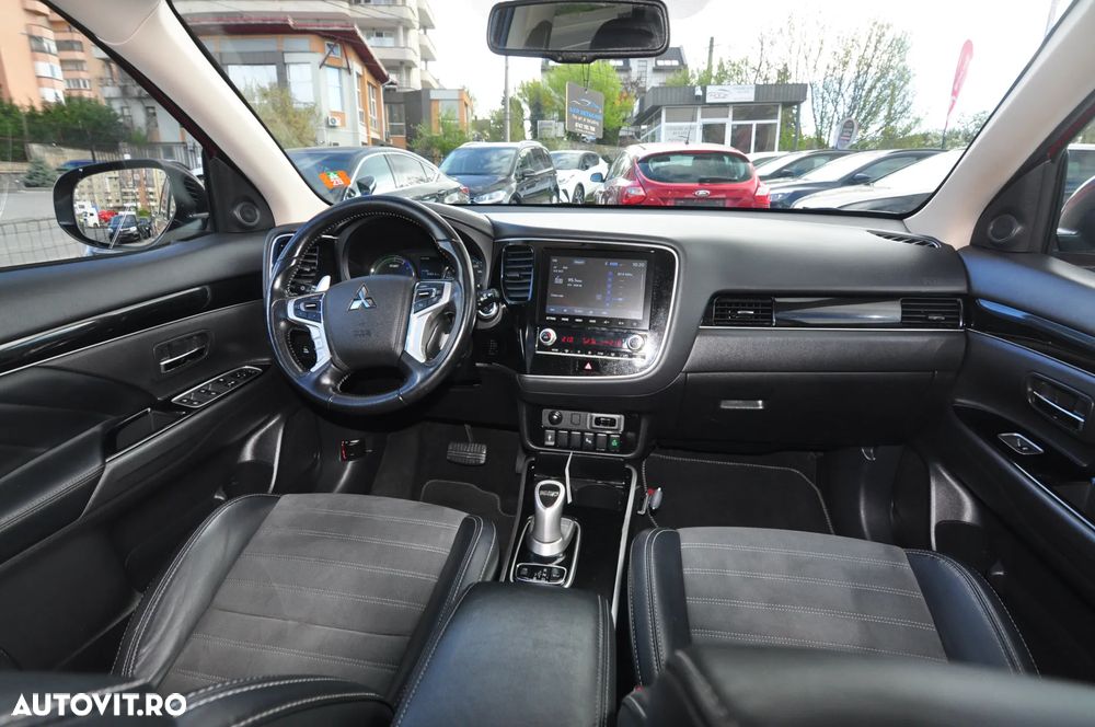 Mitsubishi Outlander 2.4 4WD CVT Intense - 5