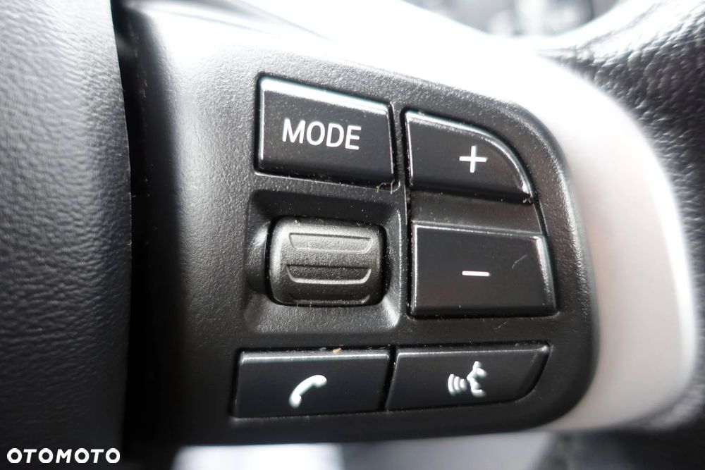 BMW Seria 2 218d Advantage - 36