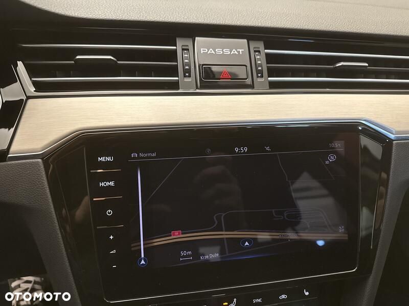 Volkswagen Passat - 15