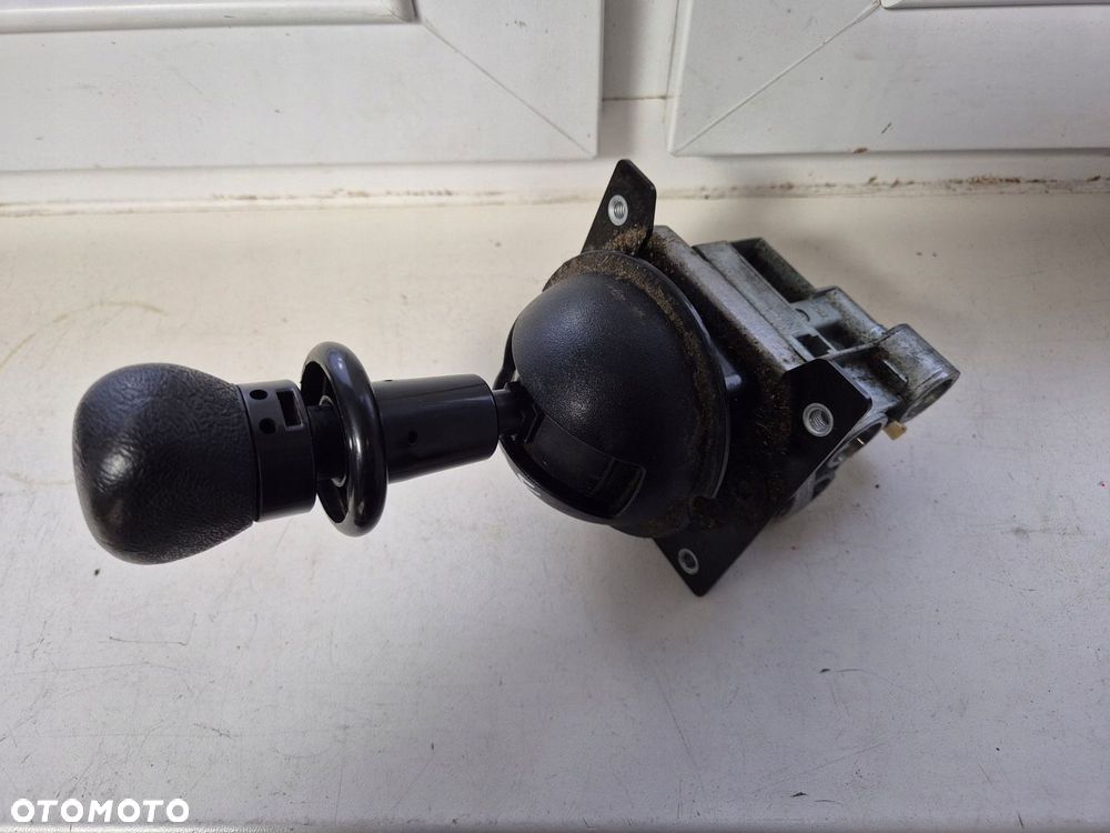 ZAWÓR DŹWIGNIA MANETKA HAMULCA RĘCZNEGO DAF LF EURO 6 21647180 - 1