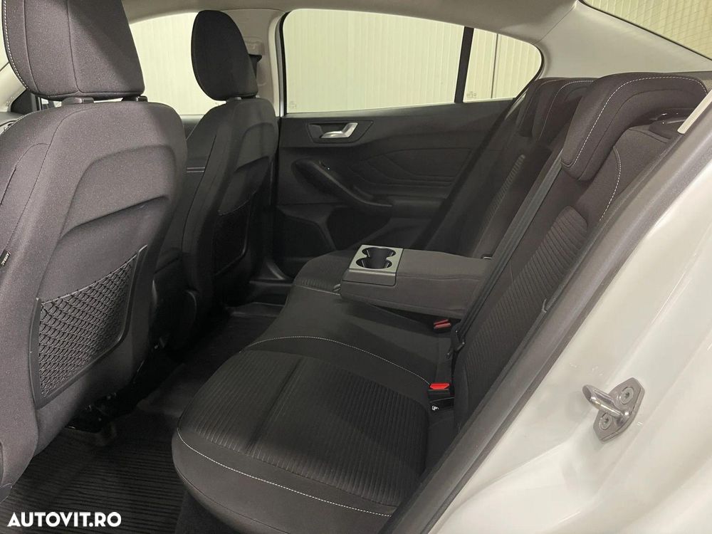 Ford Focus 1.5 EcoBlue Titanium - 12
