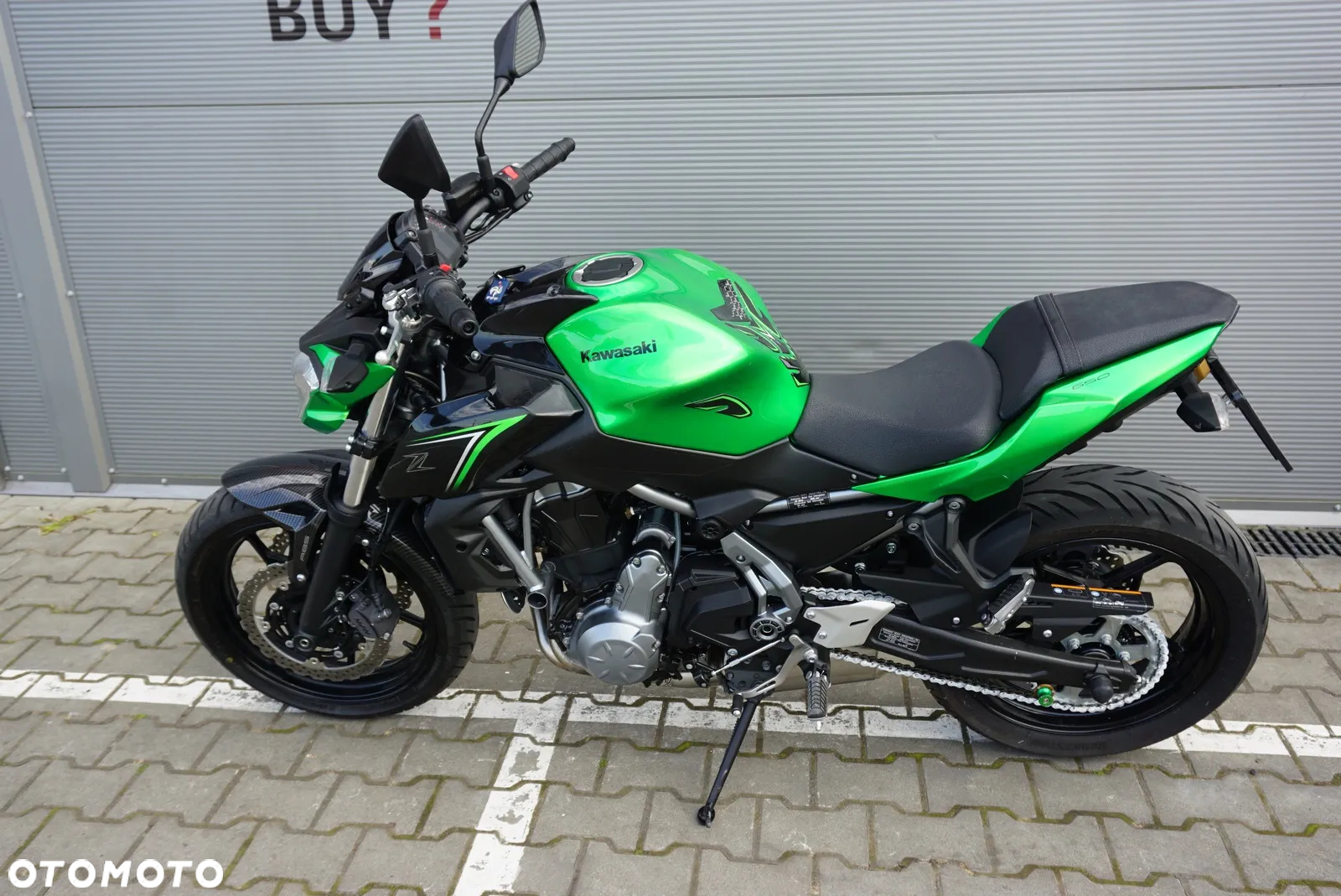 Kawasaki Z 650 - 17