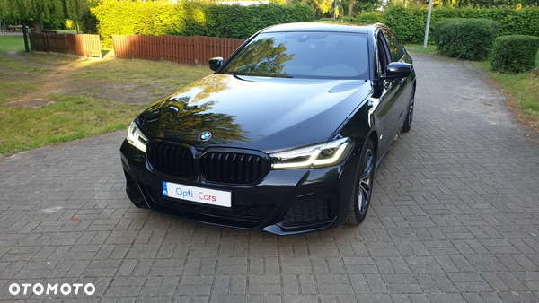 BMW Seria 5 520d Efficient Dynamics M Sport sport