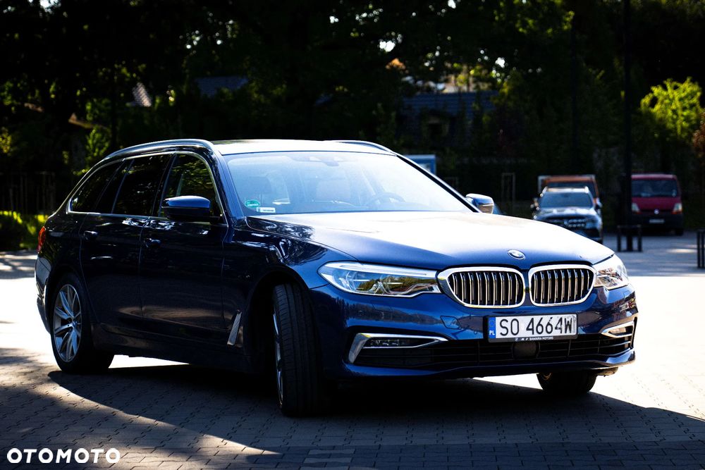 BMW Seria 5 520d xDrive Luxury Line sport - 13