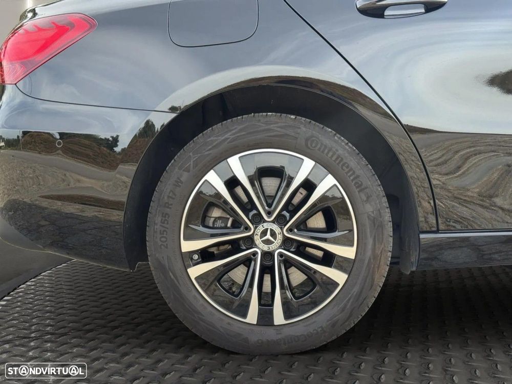 Mercedes-Benz A 250 e 8G-DCT Progressive Advanced - 27