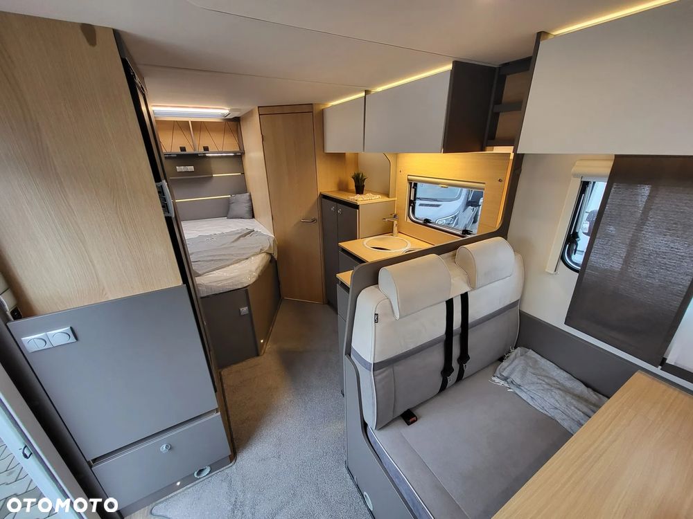 LMC Tourer Lift H634 - 4 osobowy / Ford Transit - 18
