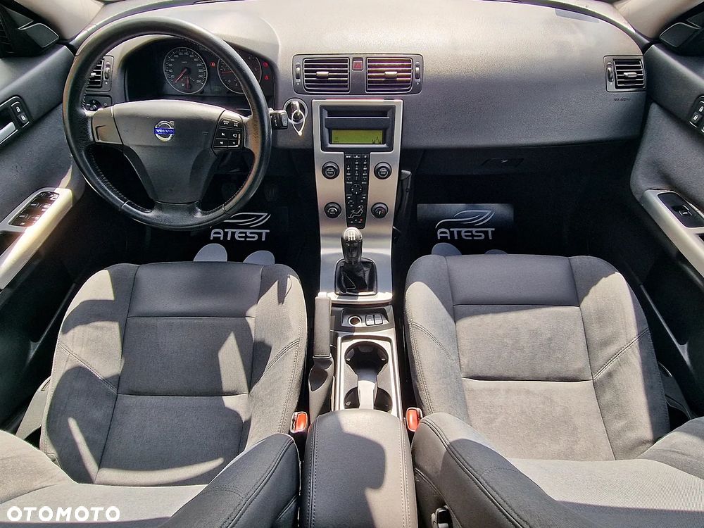 Volvo V50 - 10