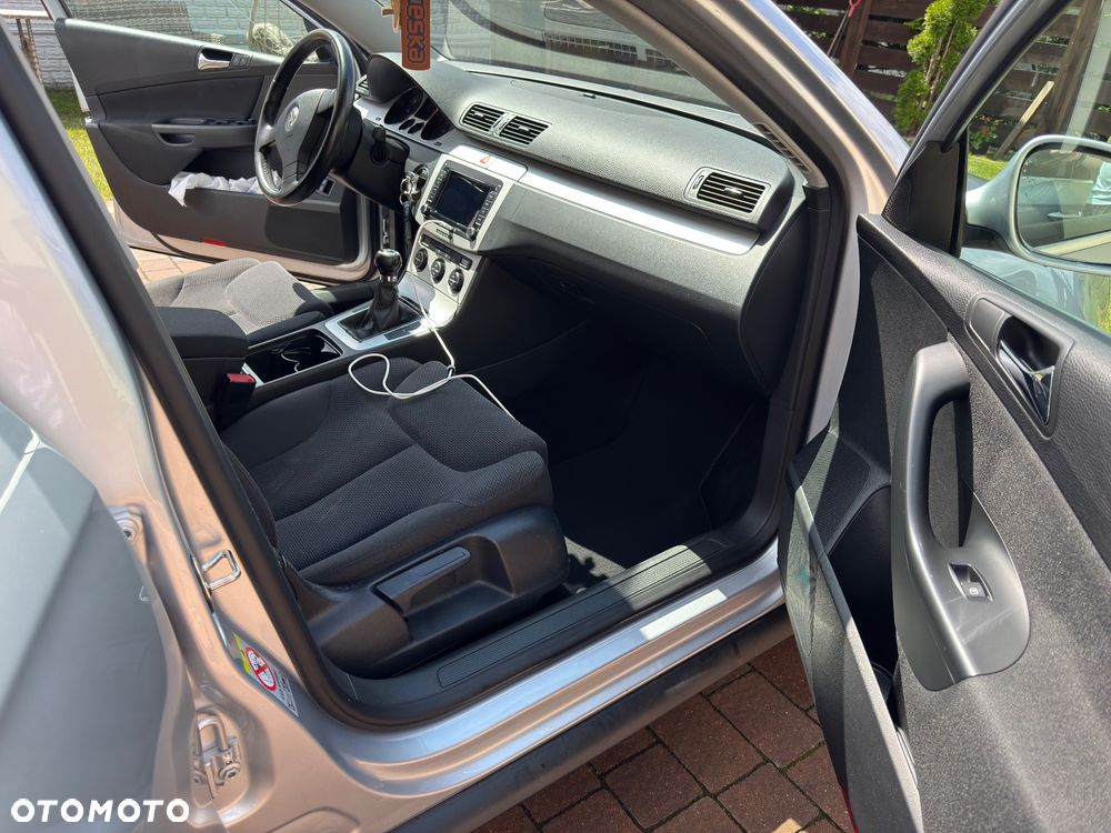 Volkswagen Passat 2.0 TDI 4Mot Highline - 2