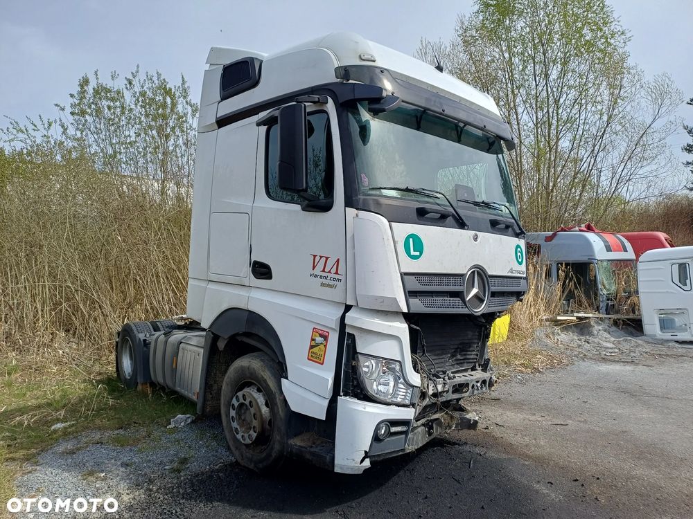 Mercedes-Benz ACTROS 1851 USZKODZONY - 2