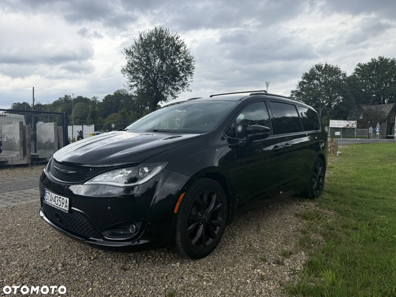 Chrysler Pacifica - 5