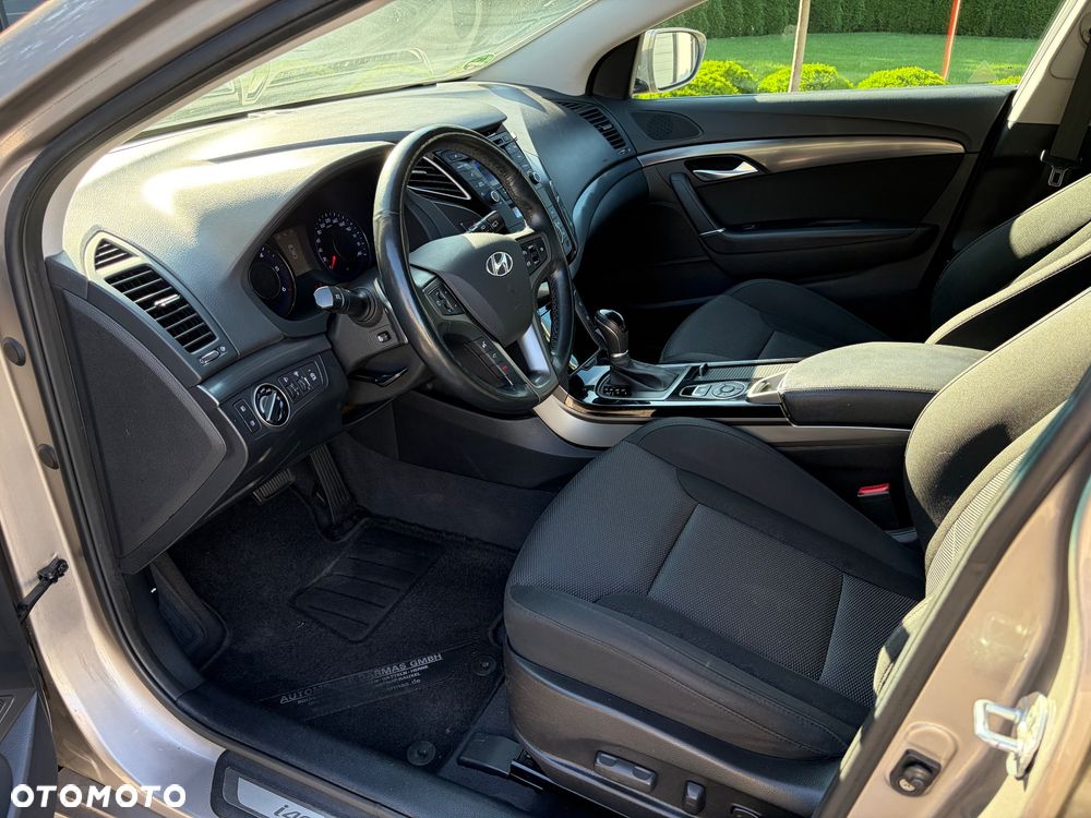 Hyundai i40 Kombi 1.7 CRDi DCT Trend - 10