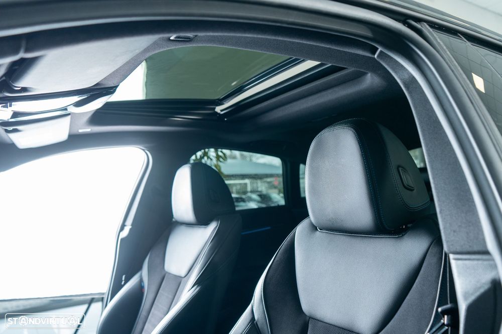 BMW i4 eDrive40 Pack Desportivo M - 8