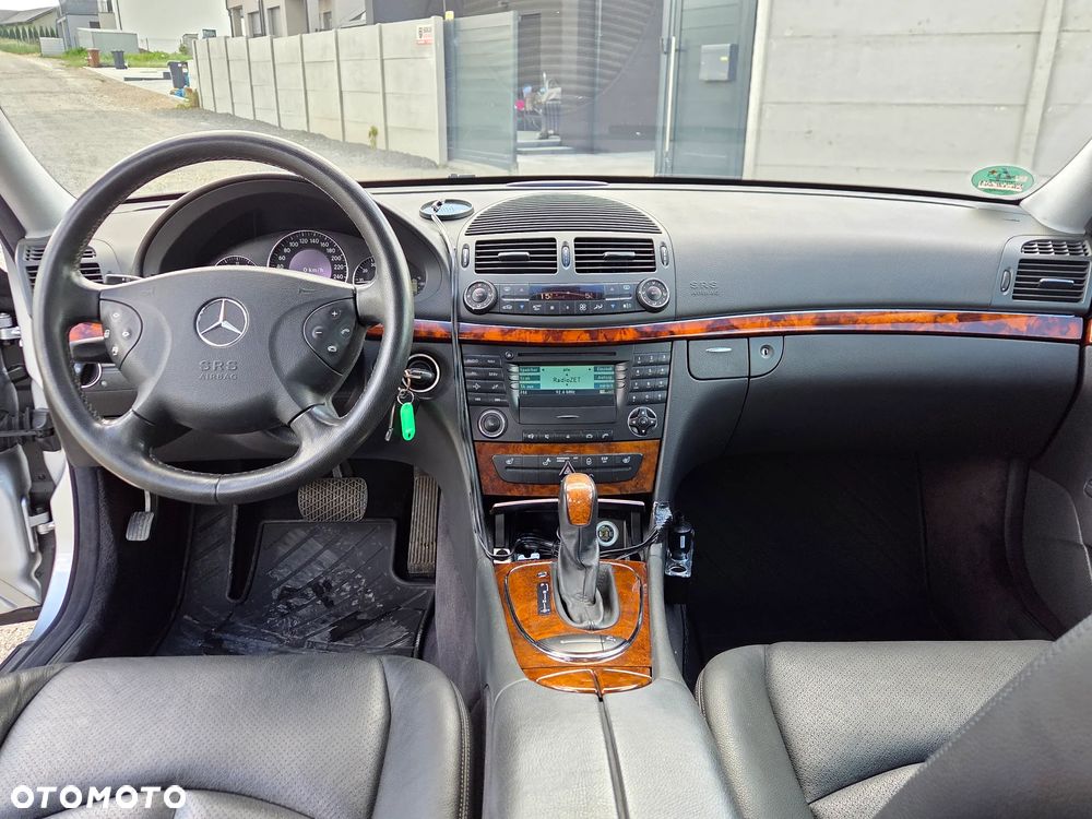Mercedes-Benz Klasa E 200 Kompressor Automatik Elegance Sport Edition - 14