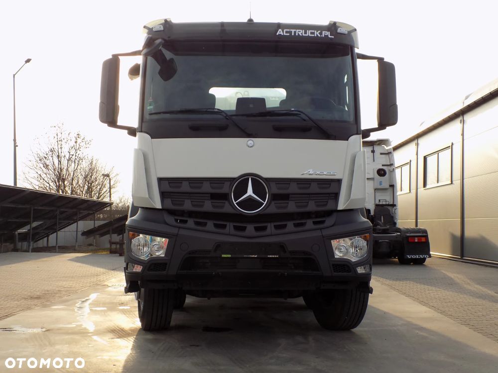 Mercedes-Benz 3240 AROCS/LIEBHERR/ - 27
