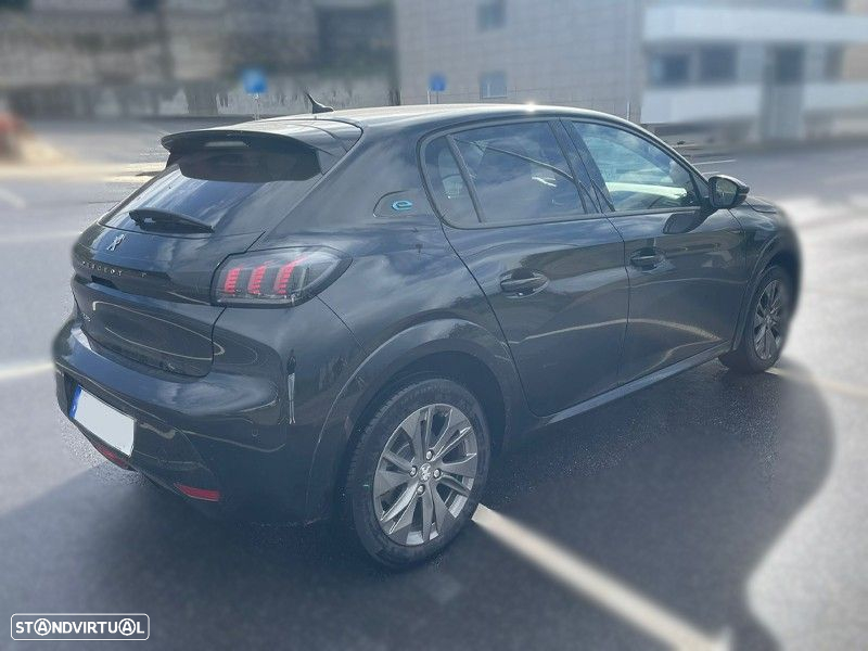 Peugeot e-208 - 4
