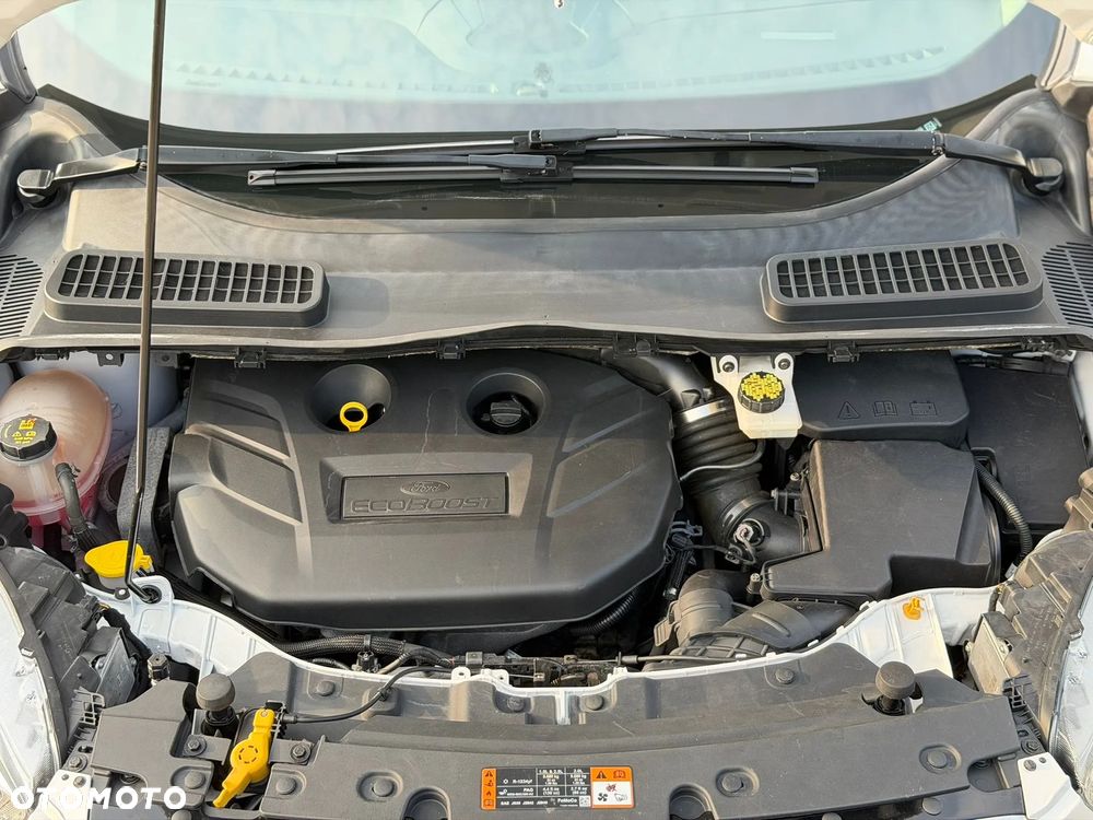 Ford Kuga - 11