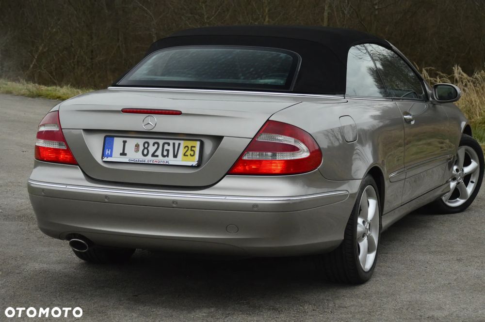 Mercedes-Benz CLK - 17