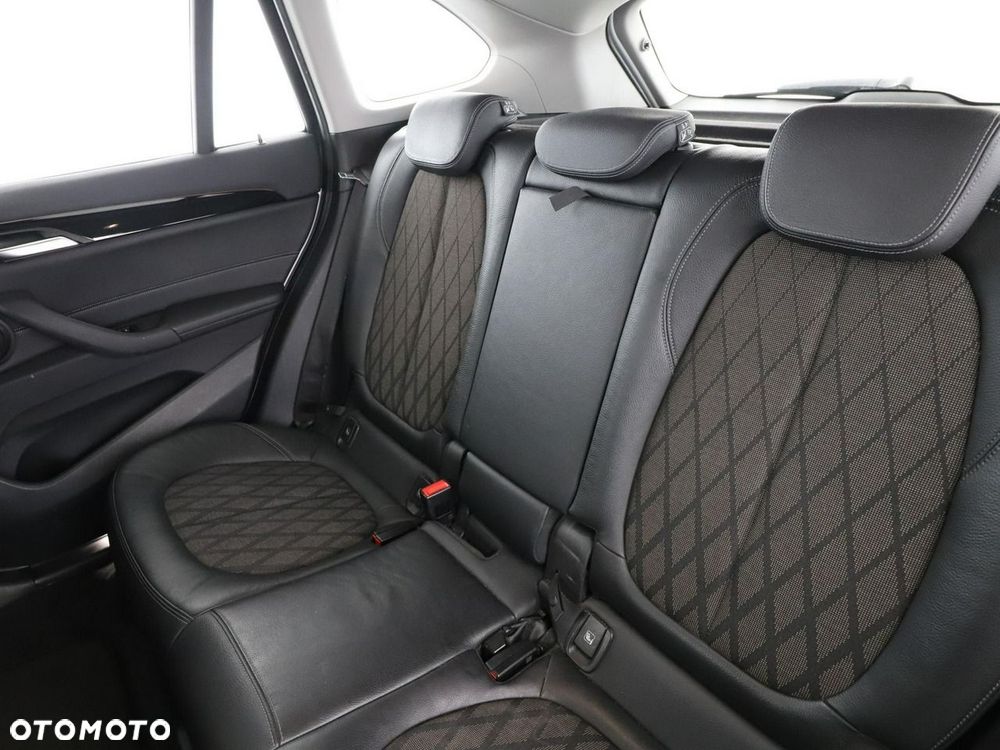 BMW X1 xDrive20d xLine - 18