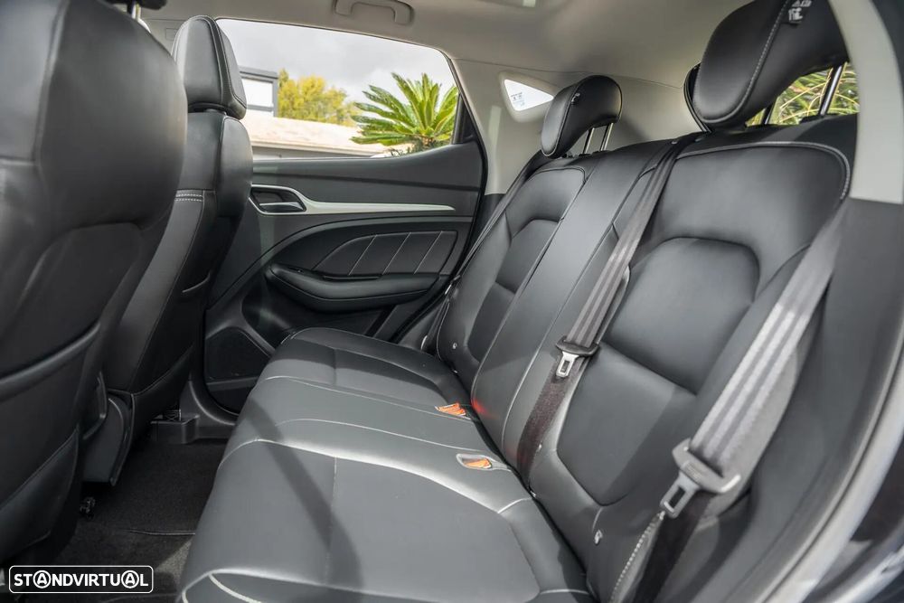 MG ZS Luxury - 22