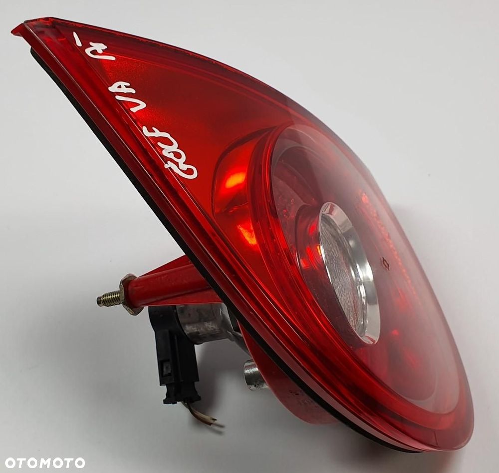 LAMPA PRAWY TYŁ TYLNA KLAPY VW GOLF V 1K6945094E EUROPA - 2