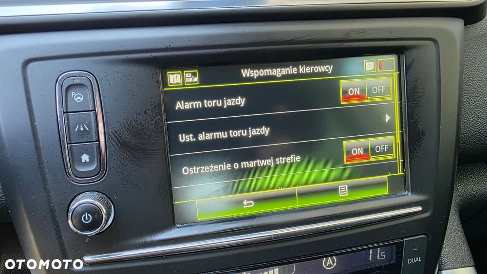 Renault Kadjar 1.2 Energy TCe Business - 26