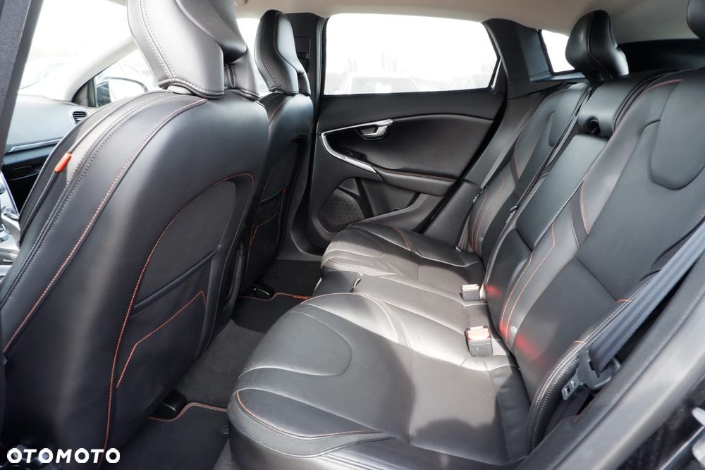 Volvo V40 D2 Powershift Ocean Race - 29