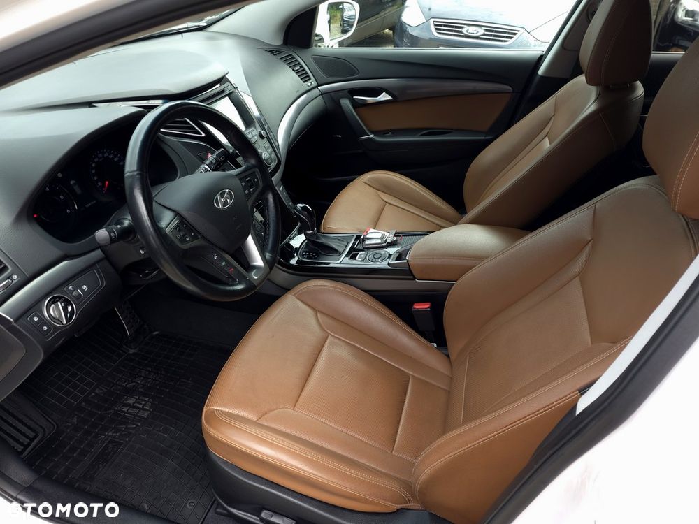 Hyundai i40 1.7 CRDi Premium DCT - 11