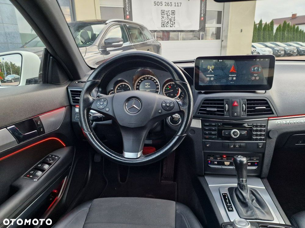 Mercedes-Benz Klasa E - 16