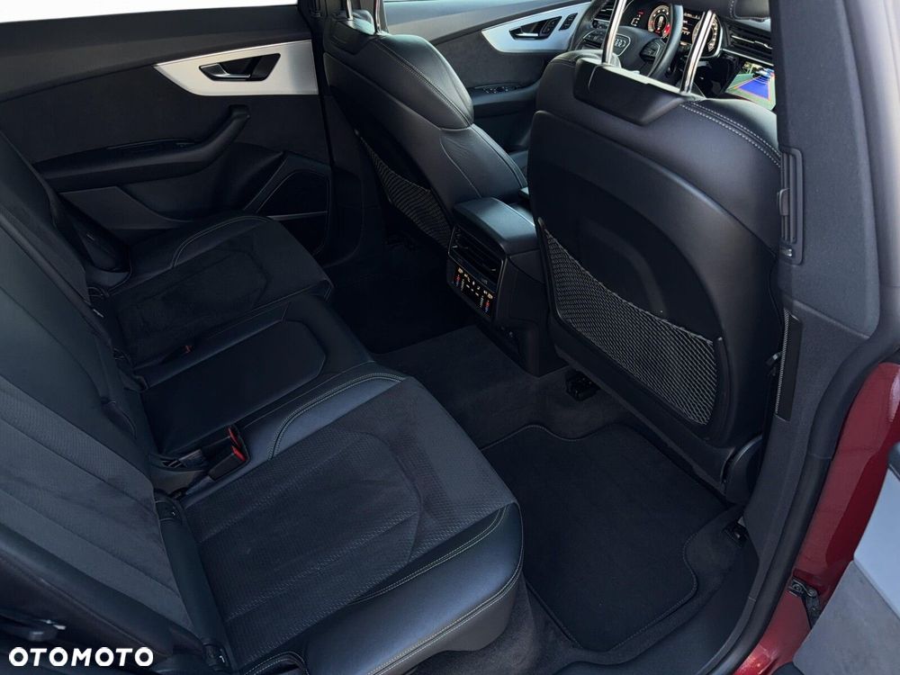 Audi SQ8 - 22