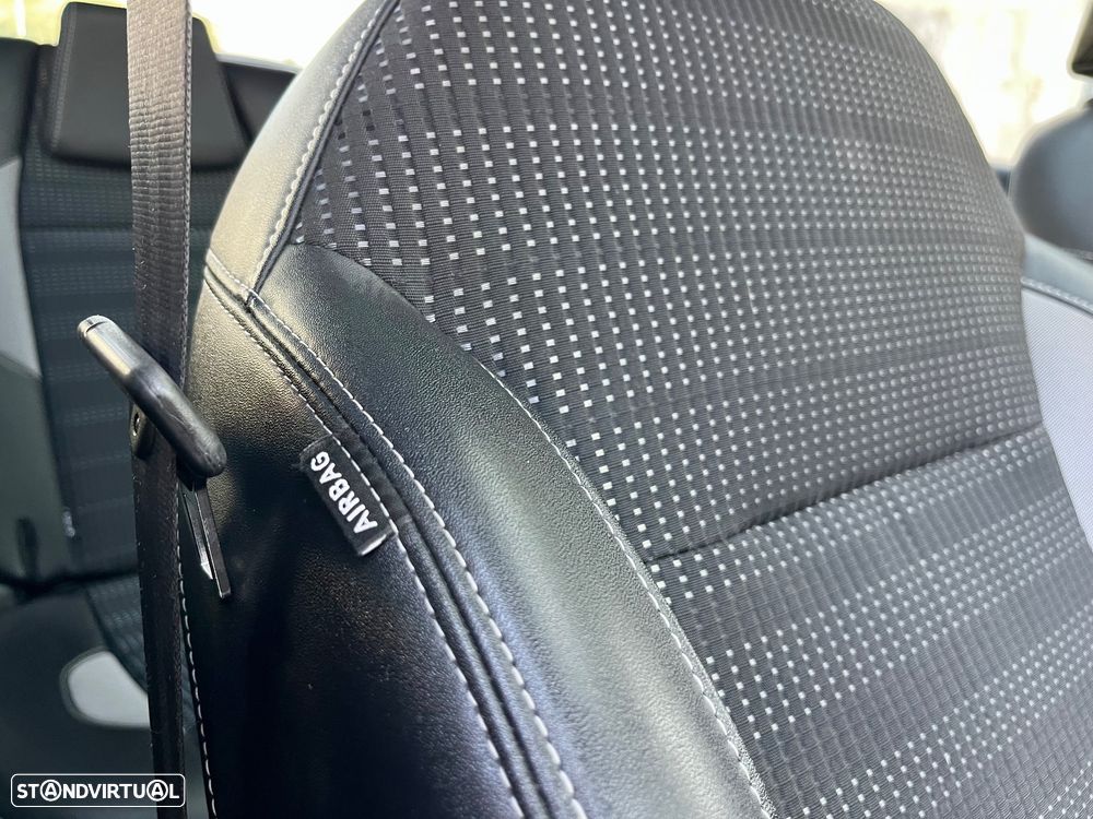 Peugeot 2008 PureTech 110 Stop&Start Business-Line - 24