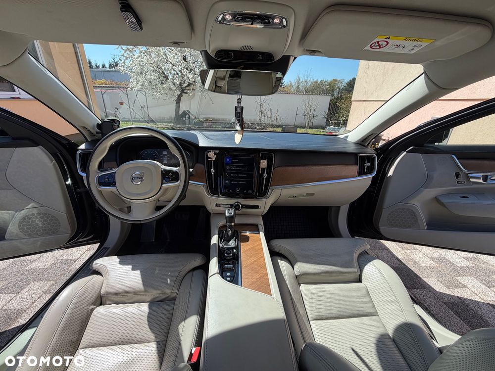Volvo S90 D5 SCR AWD Momentum Pro - 16