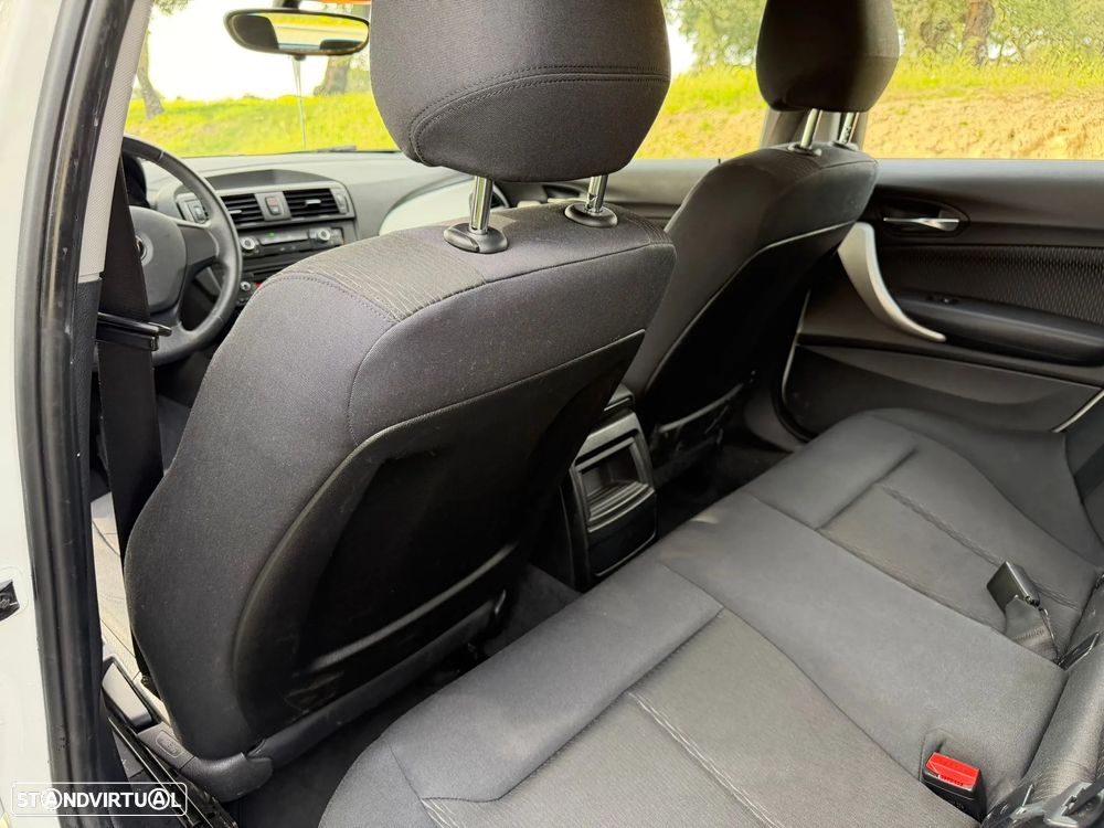 BMW 114 i Sport Line - 12