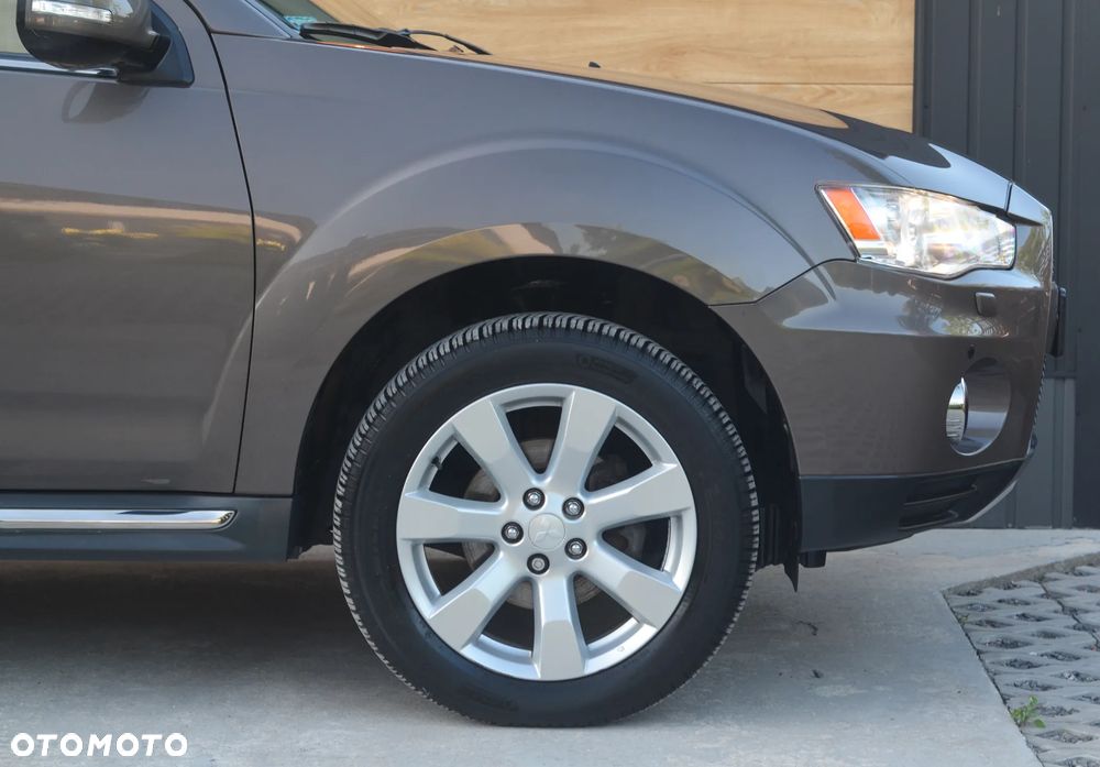 Mitsubishi Outlander 2.2 DID Intense + EU5 TC-SST - 19