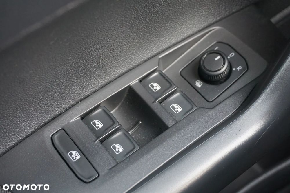 Volkswagen Polo 1.0 TSI Trendline - 31