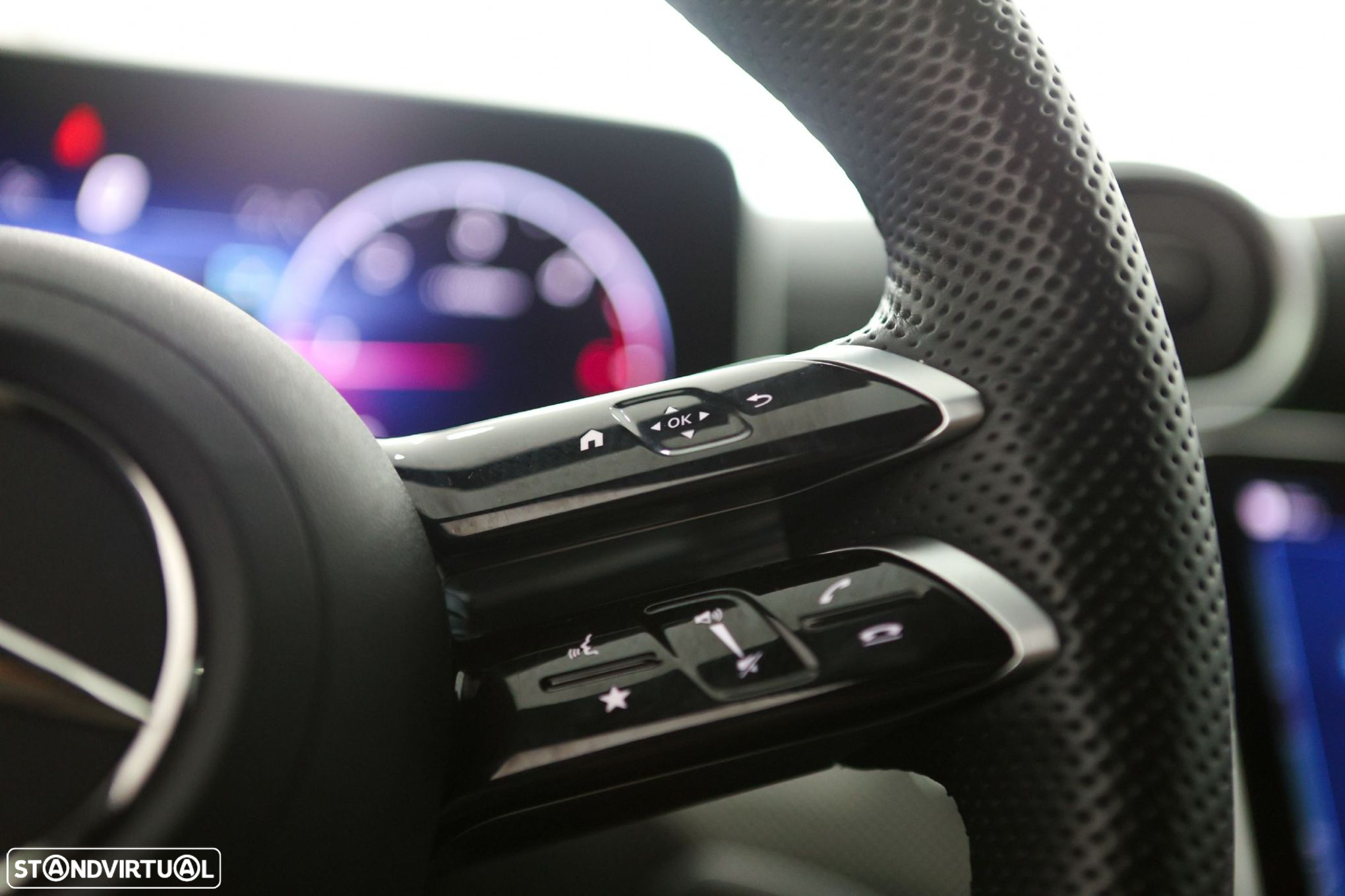 Mercedes-Benz C 220 d AMG Line - 38