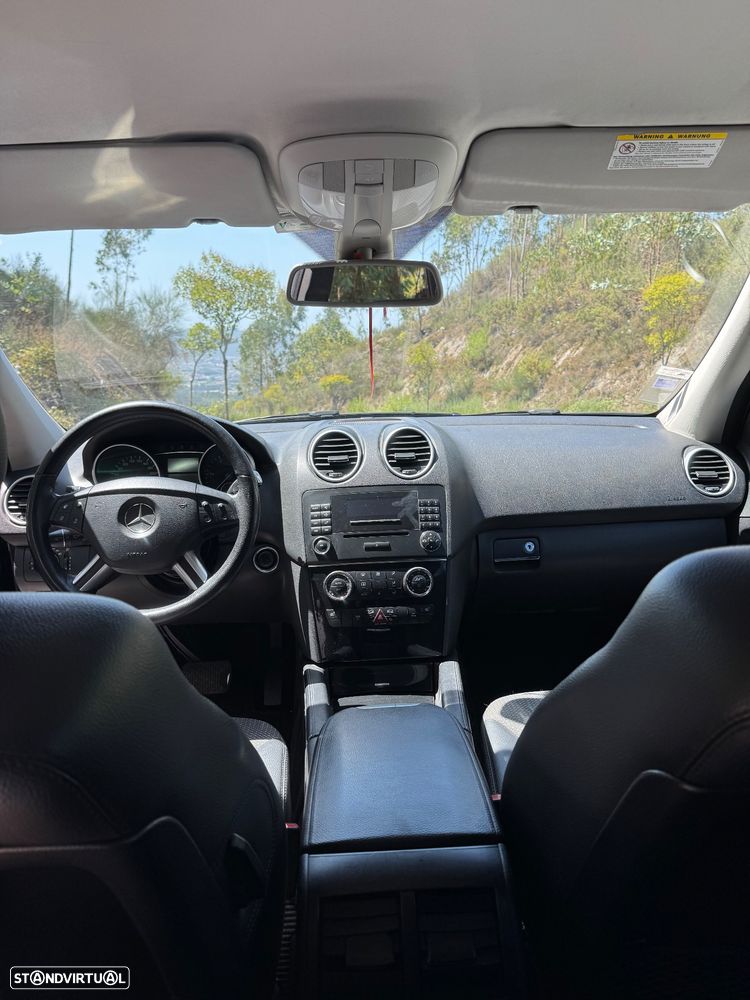 Mercedes-Benz ML 320 CDI - 12