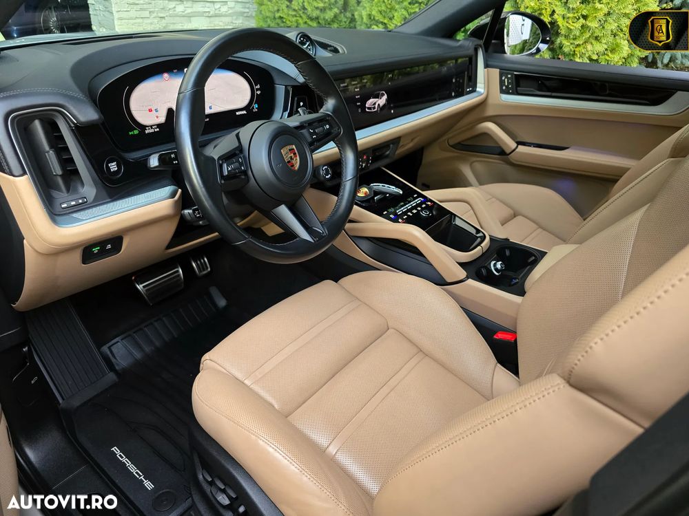 Porsche Cayenne Coupe - 17