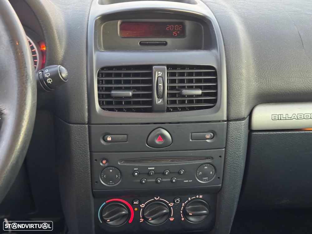 Renault Clio 1.2 16V Billabong - 8