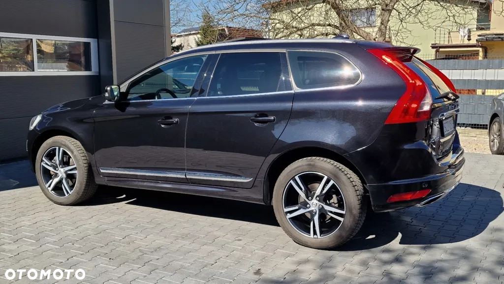 Volvo XC 60 D5 AWD Geartronic Summum - 15