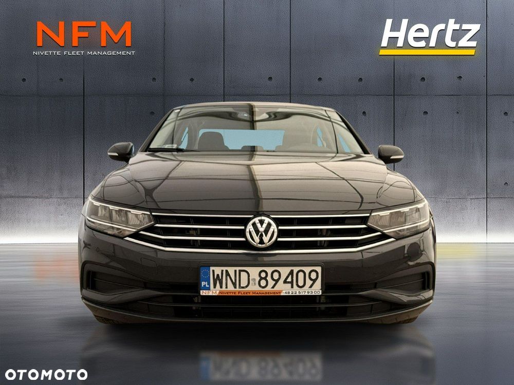 Volkswagen Passat 2.0 TDI EVO Essence DSG - 8