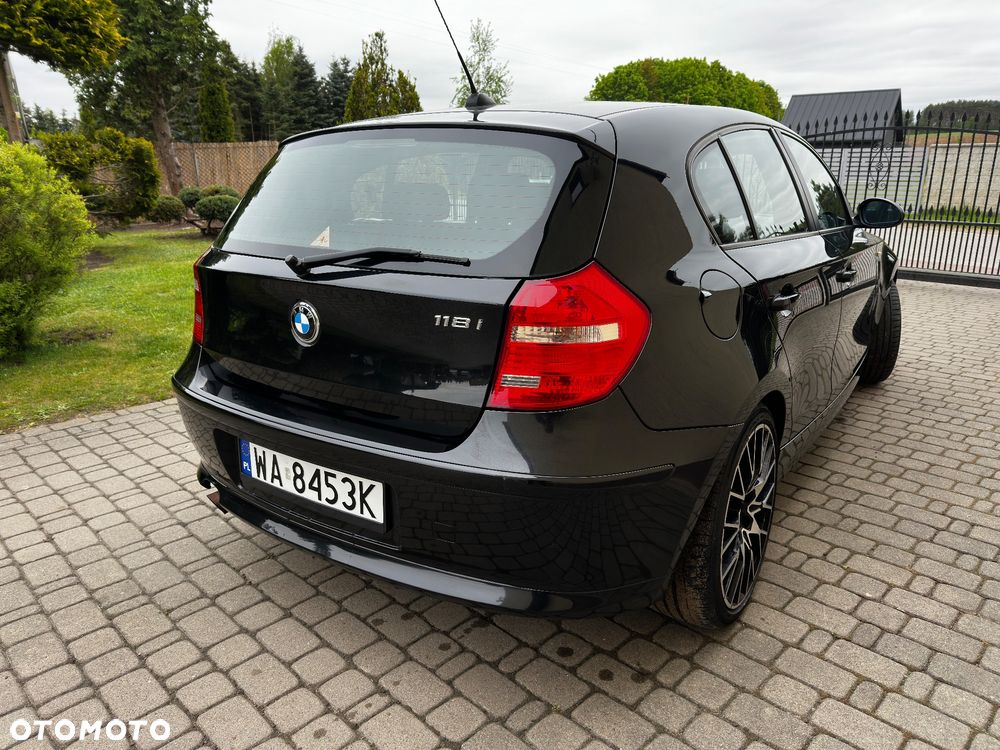 BMW Seria 1 118i - 6