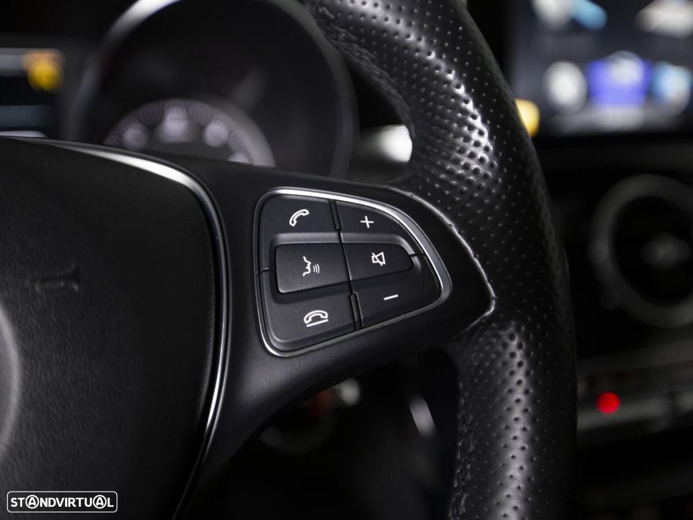 Mercedes-Benz C 200 - 13